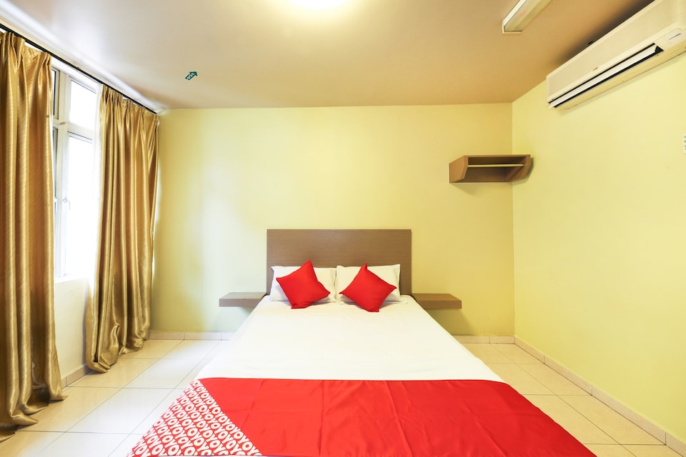 OYO 434 Marbella Hotel, Perling, Johor Bahru
