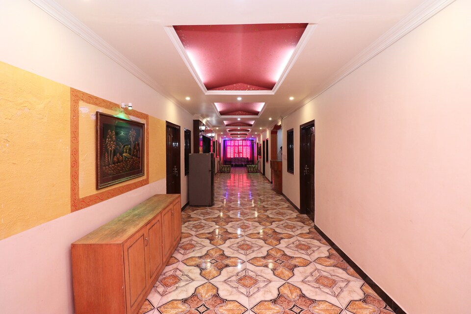 OYO 19595 Hotel Riz, Cantonment, Varanasi