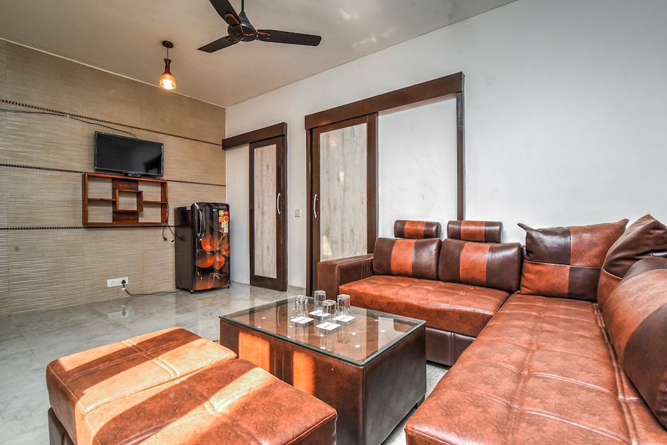 OYO 19607 Spacious 1BHK, Okhla Jasola Delhi, Delhi