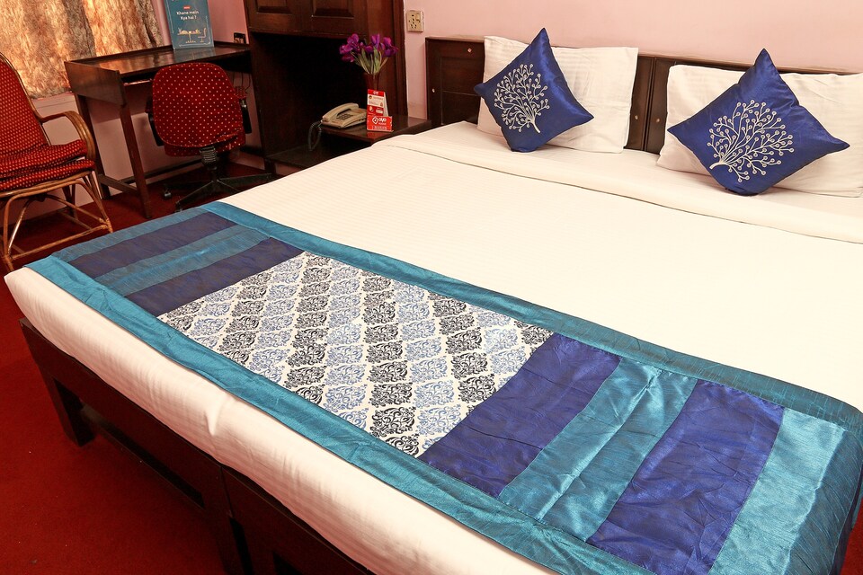 OYO 2967 Bella Vista, Gariahat Kolkata, Kolkata