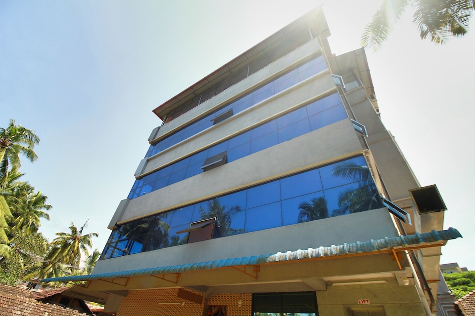 Collection O Hotel Kalyani International, Bendoorwell Mangalore, Mangalore