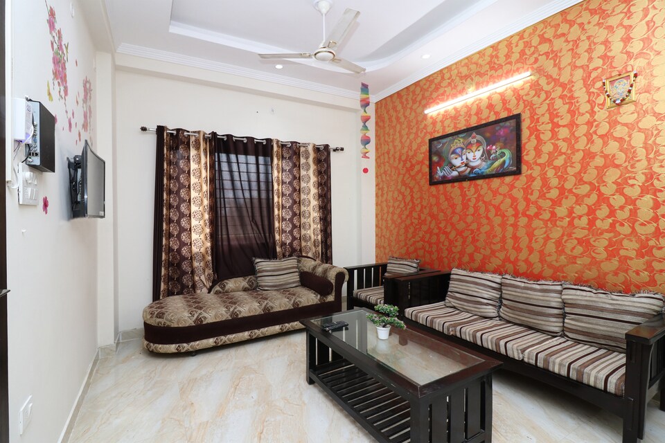 OYO Home 19636 Classy 2BHK, Sahastradhara Road, Dehradun