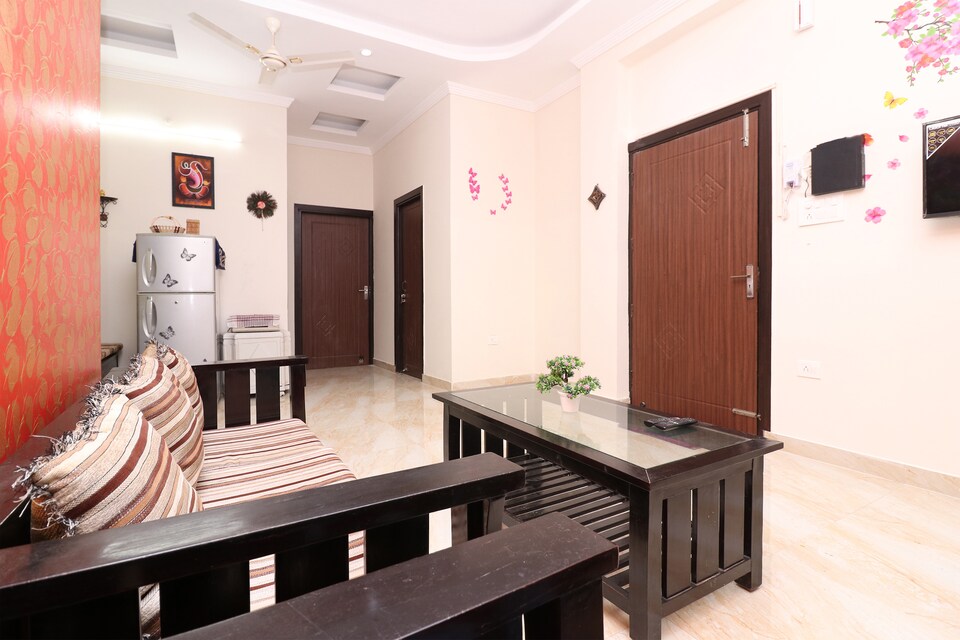 OYO Home 19636 Classy 2BHK, Sahastradhara Road, Dehradun
