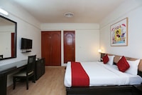 OYO Hotel York Near Gurudwara Shri Bangla Sahib