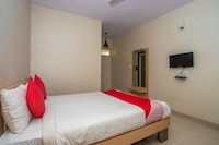 OYO Guru Grands Near Konanakunte Cross Metro Station