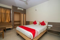 OYO Guru Grands Near Konanakunte Cross Metro Station