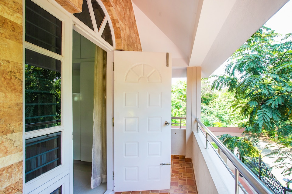 Capital O 19695 Kaitlyns Hospitality, Horamavu Bangalore, Bangalore