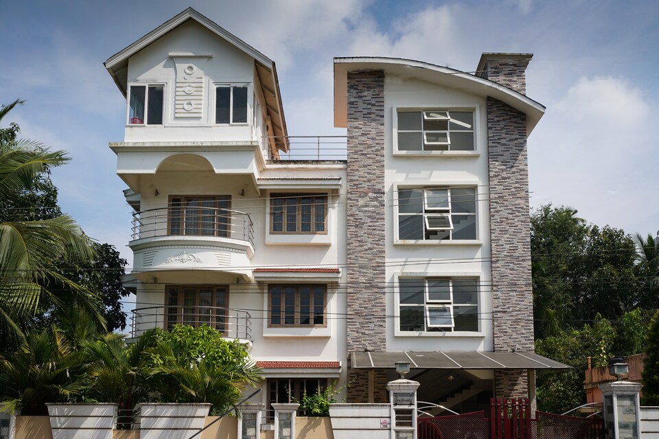 OYO Home 19700 Cozy Stay, Kochi Fort, Kochi