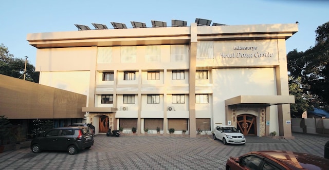 Super Townhouse Dona Castle