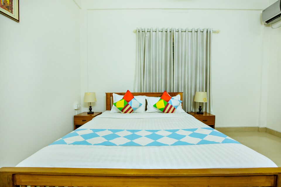 OYO 19763 Home Bright Stay Elamakarra, Kaloor Kochi, Kochi