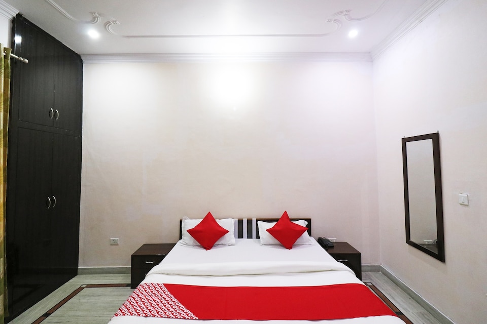 OYO Rishi Homestead, Faizabad Road, Lucknow