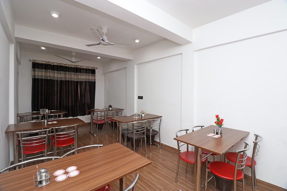 Hotel O Abc Residency, Lal Chowk Srinagar, Srinagar