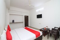 OYO Shree Ram Palace