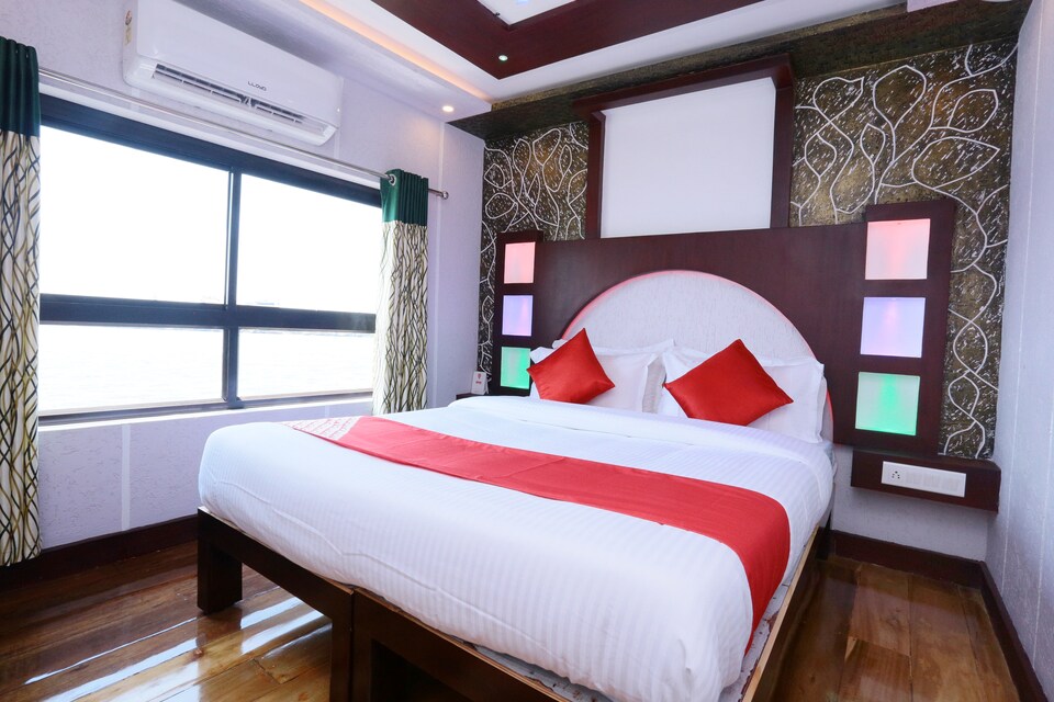 OYO 19833 Houseboat  Jonjes Diamond 2 Bhk, Alappuzha Town Alappuzha, Alappuzha