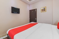 OYO Royal Hospitality Near Iskcon Temple Noida
