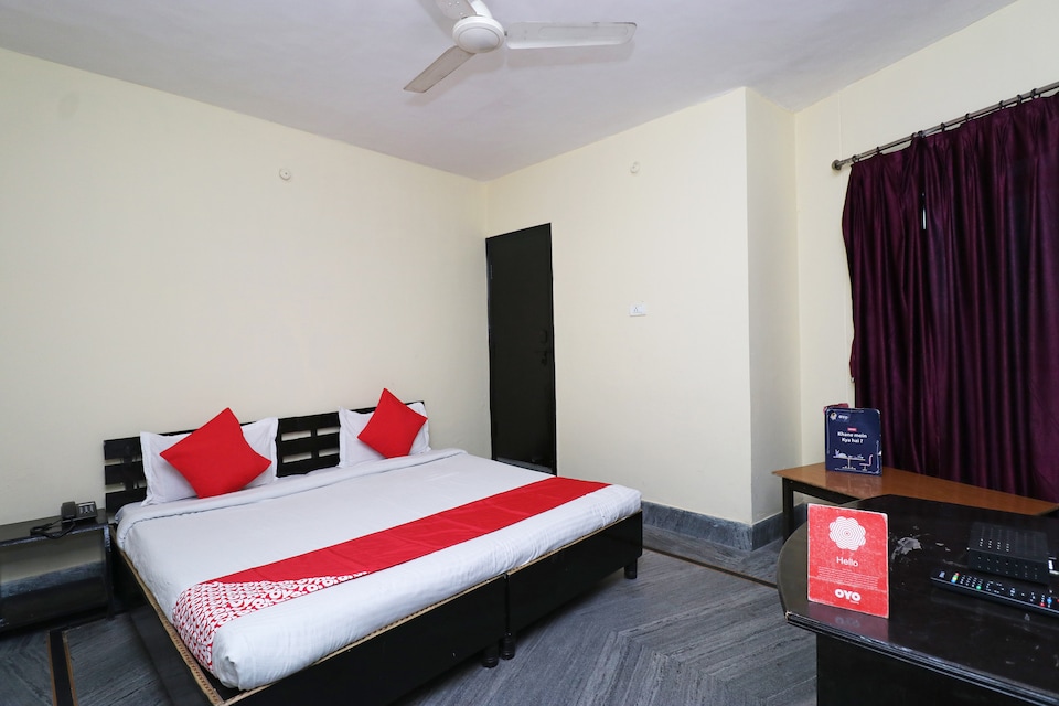 OYO 19848 Hotel Saraswati Palace, Almora, Almora