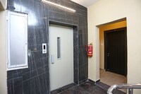 OYO Flagship 19852 Queens Castle Saver