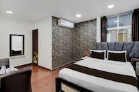 Super Townhouse Oak Q-City Techno Park