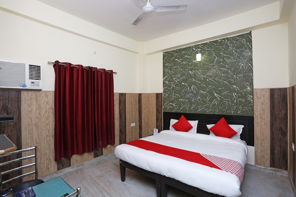 Hotel O Ganpati Agra, Fatehabad Road, Agra