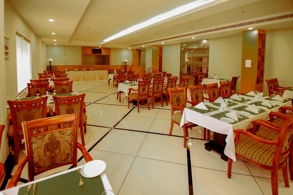OYO 2991 Hotel Dewland, Ankamaly Airport Kochi, Kochi