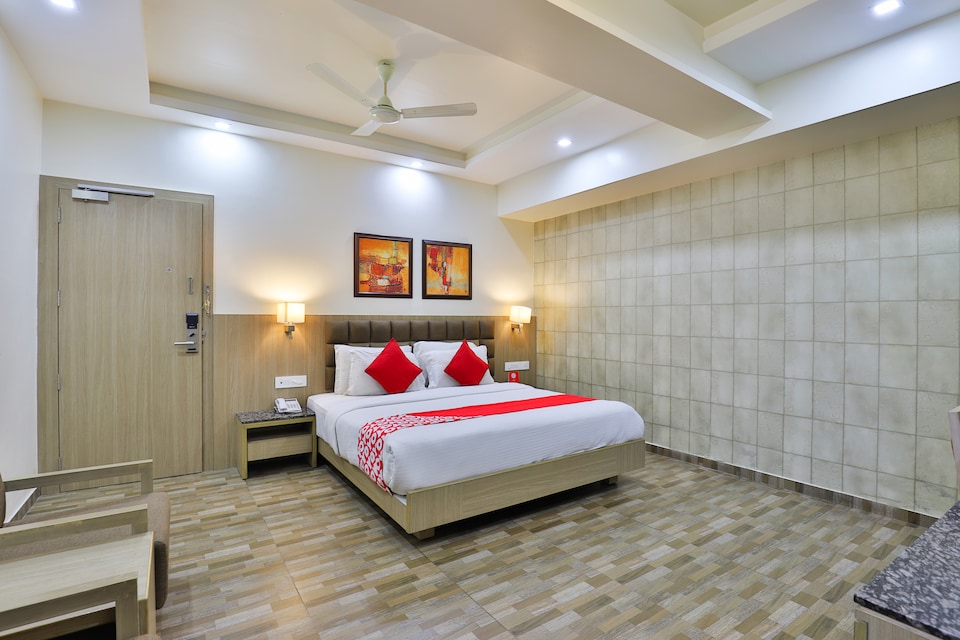 OYO 19895 Hotel Nova Kd Comfort, Jamnagar, Jamnagar
