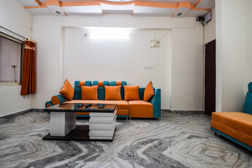 OYO Home 19896 Modern 2BHK, Udaipur Central, Udaipur