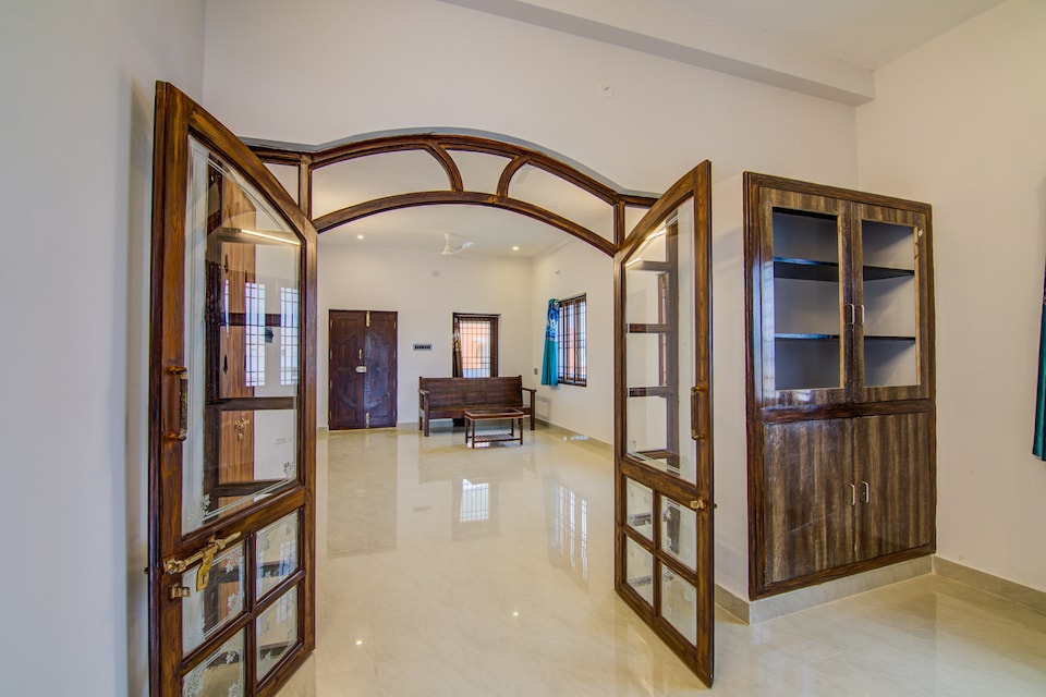 OYO Home 44639 Comfortable 3BHK Near Paradise Beach, Pondicherry City Centre, Pondicherry