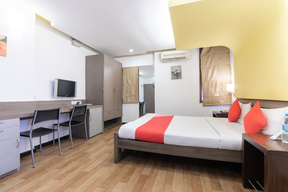 OYO 554 Hotel Red Carpet Residence, MG Road Bangalore, Bangalore