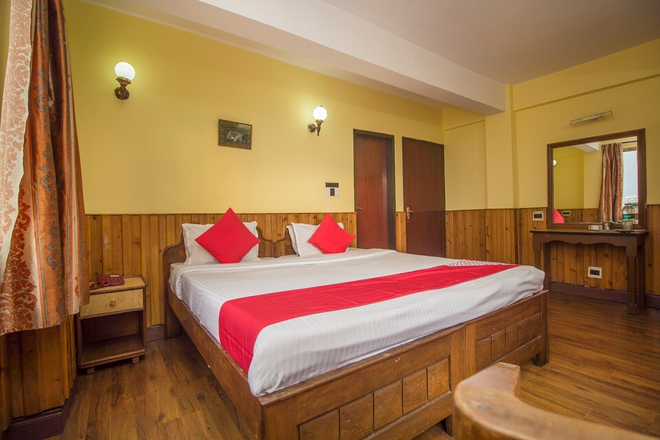 OYO 19940 Roma Holiday Inn, Darjeeling, Darjeeling