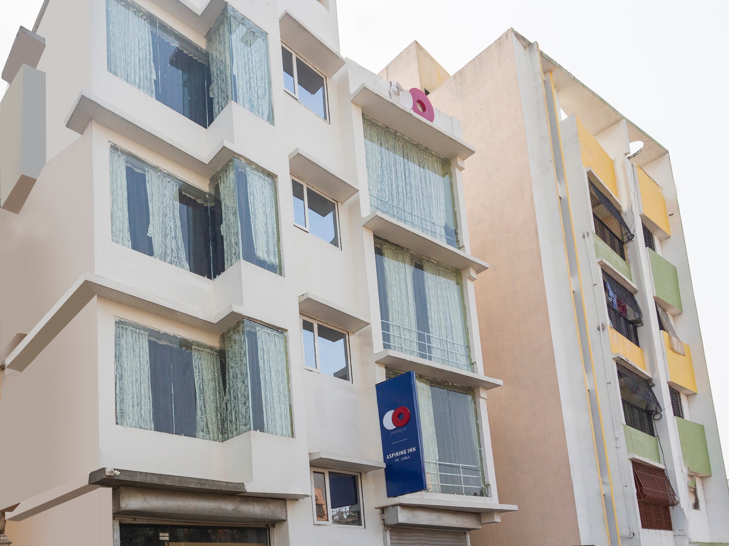 Capital O 19964 Aspiring Inn,,2.5 star