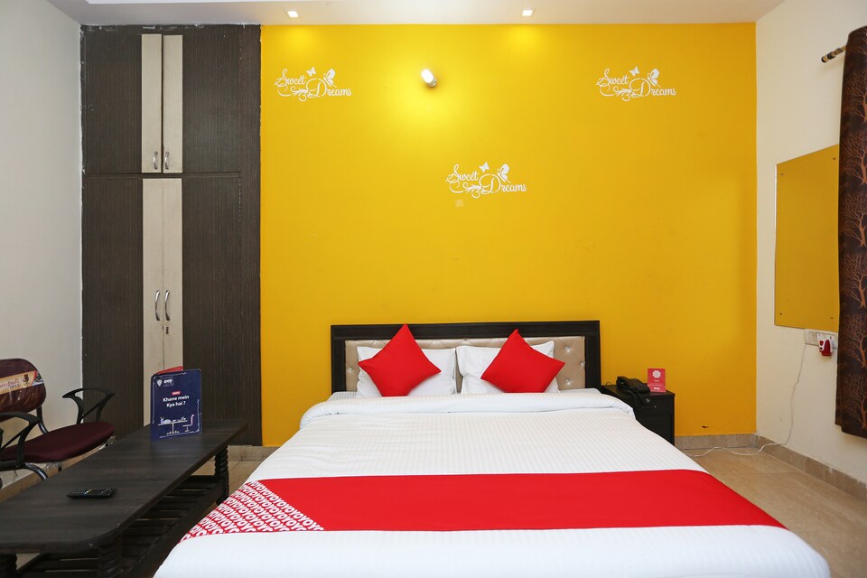 Hotel O Comfort Stay, Indirapuram Ghaziabad, Ghaziabad