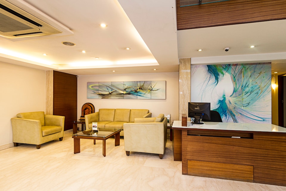 OYO Premium 062 Cunningham Road, Shivajinagar Bangalore, Bangalore