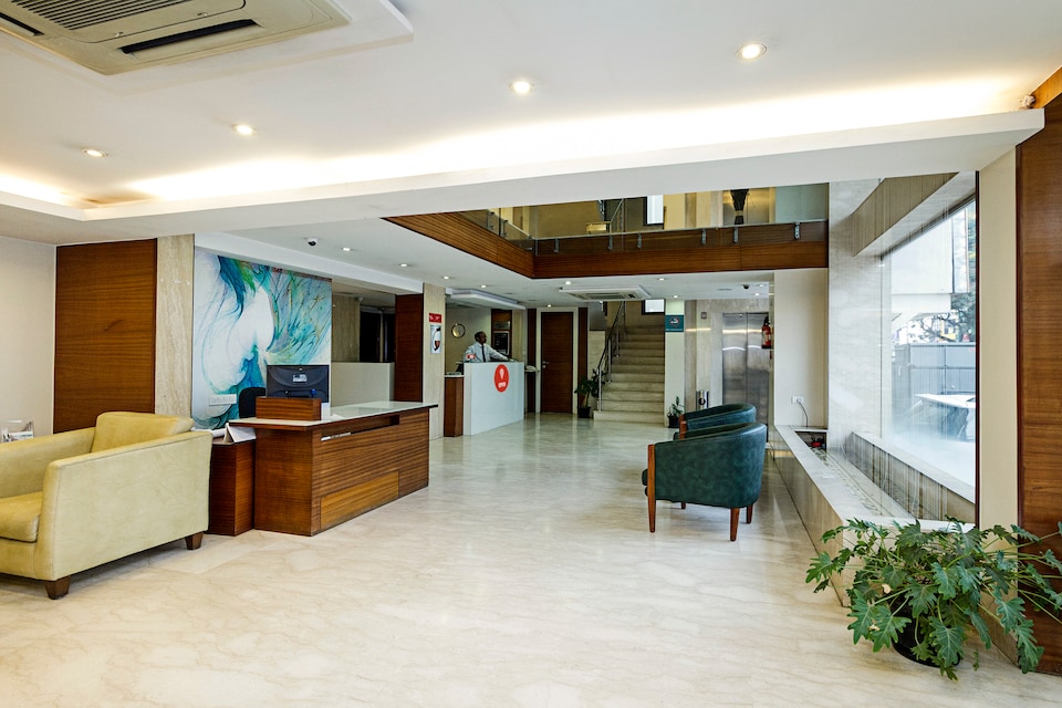 OYO Premium 062 Cunningham Road, Shivajinagar Bangalore, Bangalore