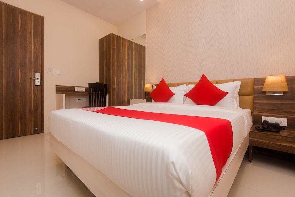 Hotel O Grand Heritage, Mumbai Bandra-Khar-Santacruz, Mumbai