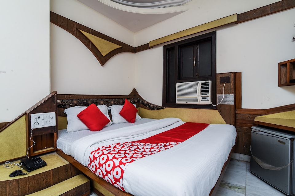 OYO 20000 Hotel Cottage Crown Plaza, Paharganj Delhi, Delhi