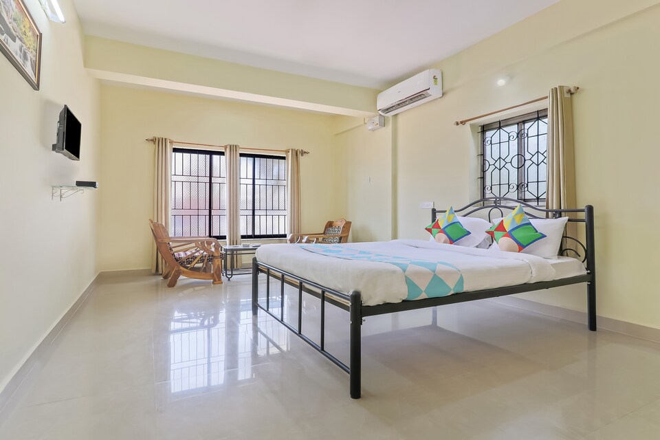 OYO 22002 Spacious Studio, Siolim, गोवा