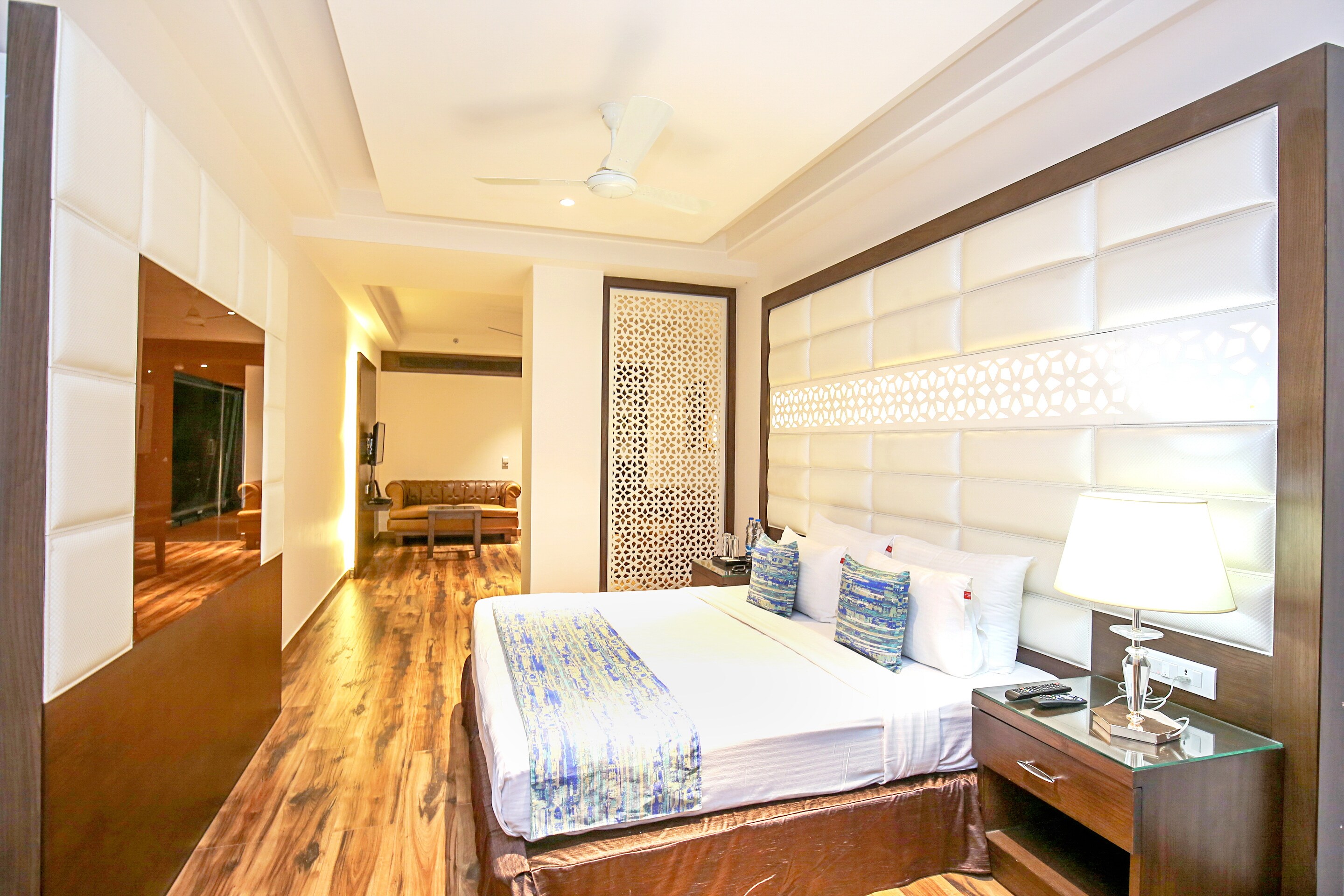 OYO Hotel Stella Continental, OYO Rooms Phagwara, Book @ ₹1097 - OYO