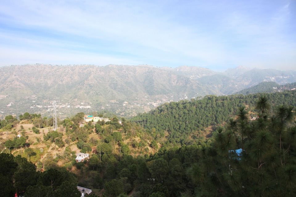 OYO Home 22016 Hill View 2BHK, Kasauli, Kasauli