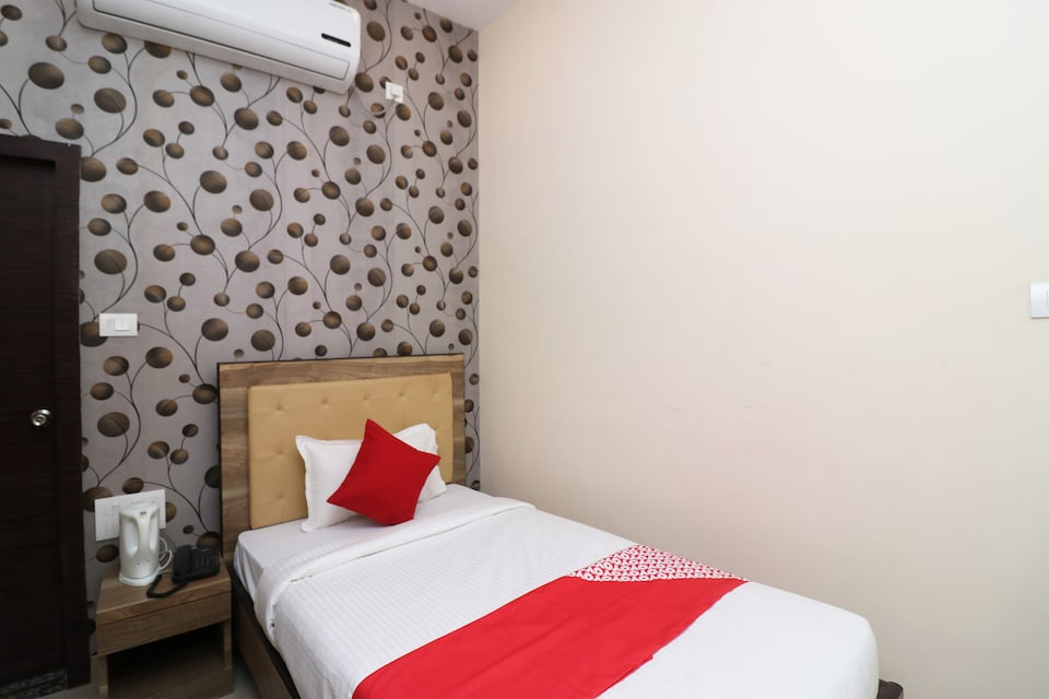  lIVE as KOL1699, Bhawanipore Kolkata, Kolkata