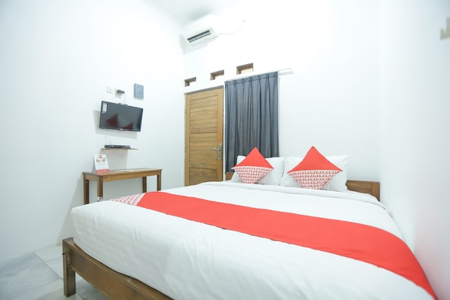 Hotel O near Bundaran HI formerly Harmoni Residence