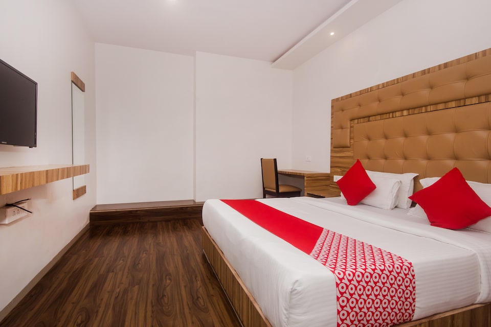 OYO 22039 Hotel Bkc Grand, Mumbai BKC, Mumbai