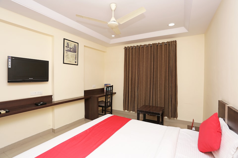 OYO 22040 Hotel Vatsa Inn, Bhilai, Bhilai