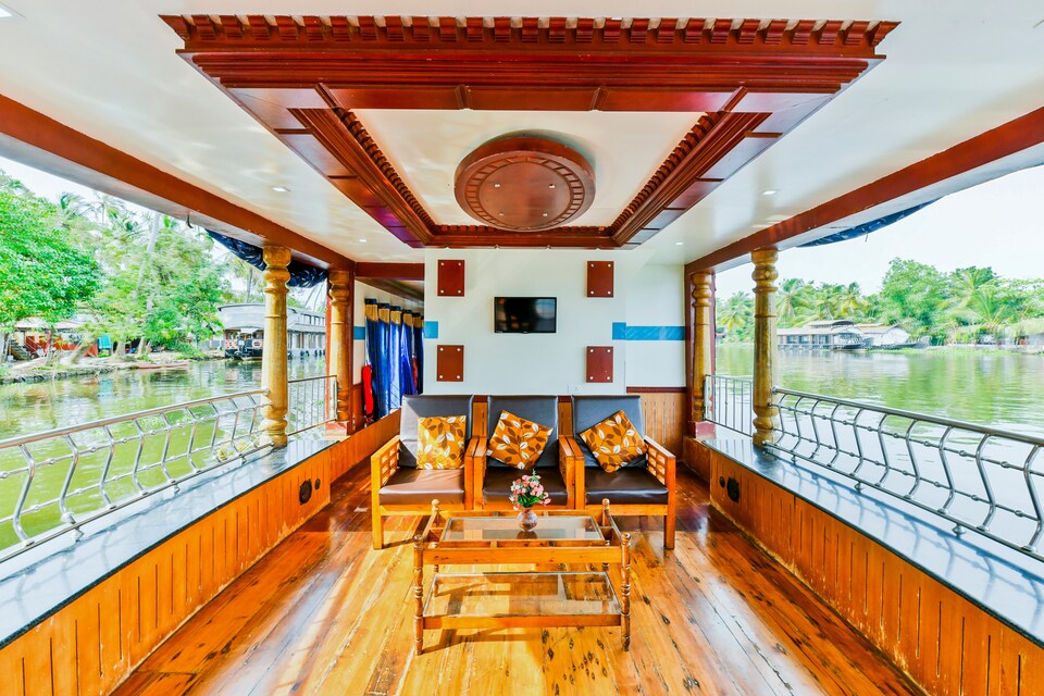 Live on ALP309, Alappuzha Backwaters, Punnamada Alleppey