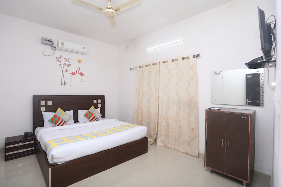 OYO Home 22057 Refreshing Stay The Village, Selaqui Dehradun, Dehradun
