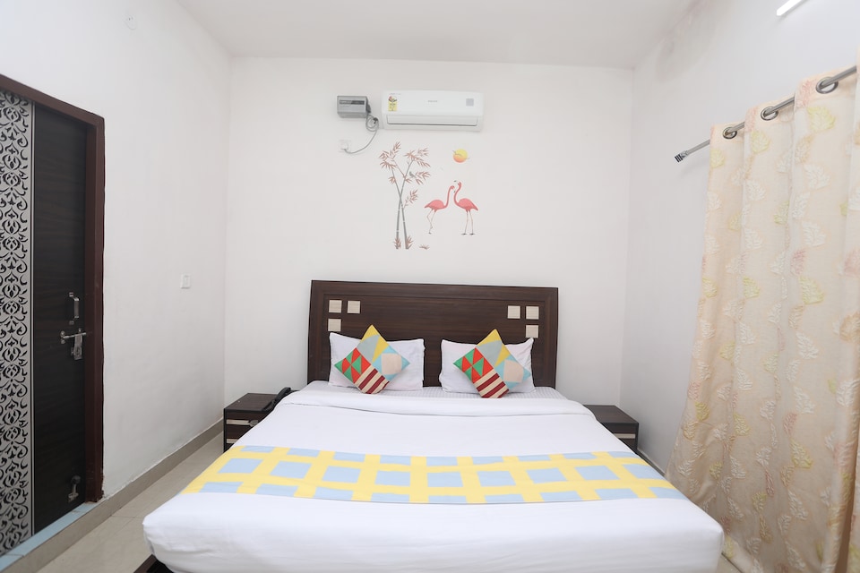 OYO Home 22057 Refreshing Stay The Village, Selaqui Dehradun, Dehradun
