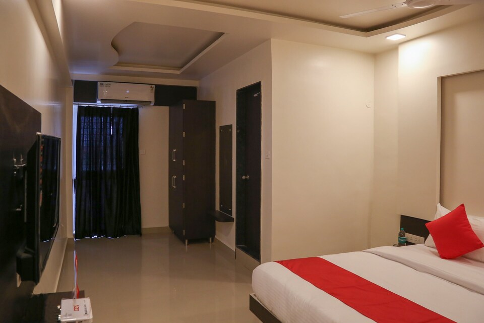 OYO Flagship 22066 Hotel Mayur, Pimpri Pune, Pune