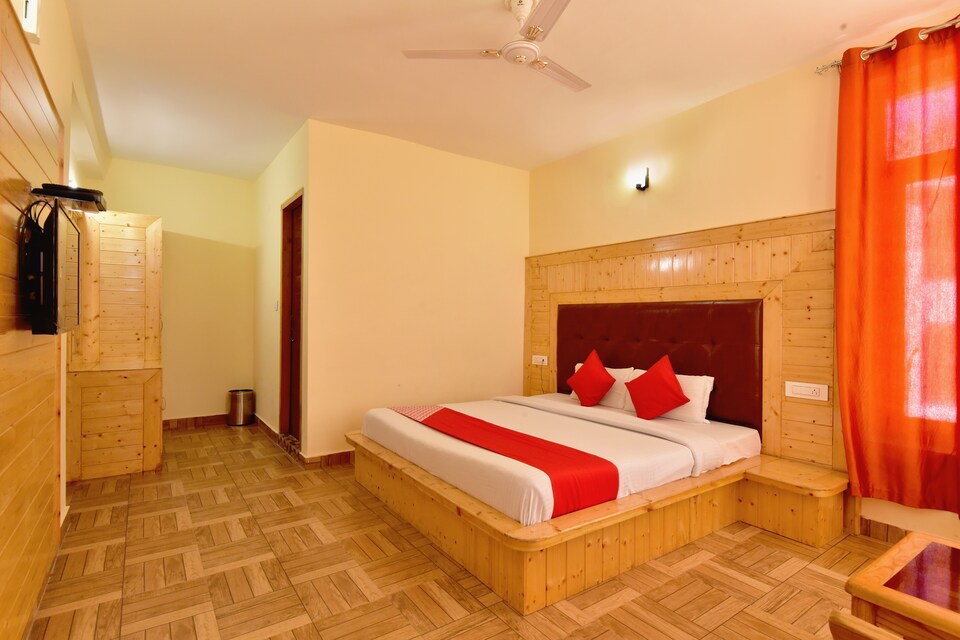 OYO 22069 Forest View Homes, Hadimba Temple Road, Manali