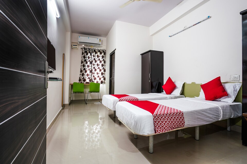 OYO 22074 Siri Elite, Gachibowli-II, Hyderabad