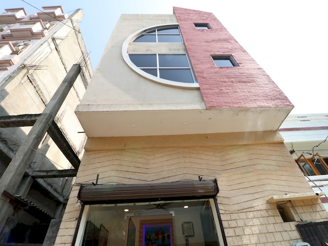 Hotel O by OYO Mall Residency