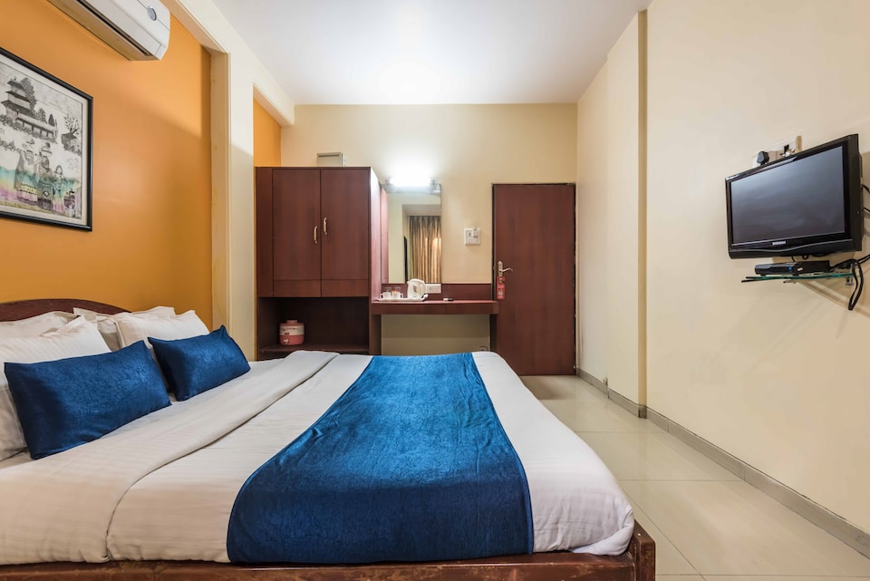 OYO 3008 Alka Residency, Mumbai Thane-Mulund-Bhandup, Mumbai